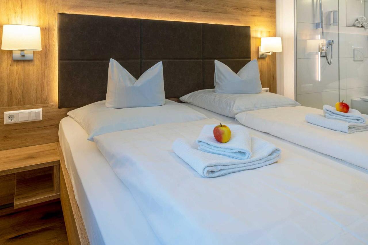 Gasthof - Hotel Zum Ochsen Gmbh Berghulen ภายนอก รูปภาพ