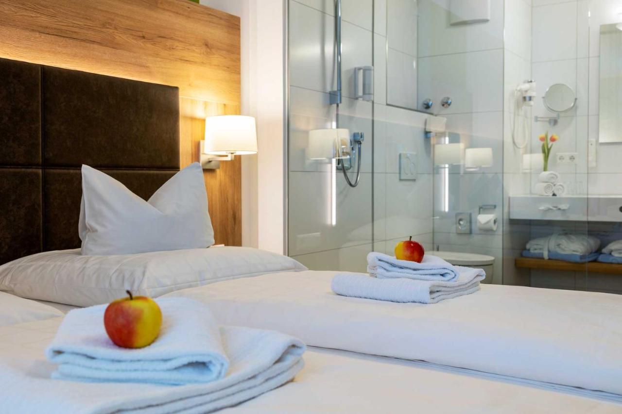Gasthof - Hotel Zum Ochsen Gmbh Berghulen ภายนอก รูปภาพ