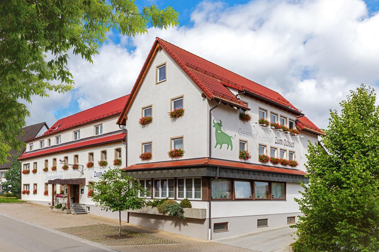 Gasthof - Hotel Zum Ochsen Gmbh Berghulen ภายนอก รูปภาพ