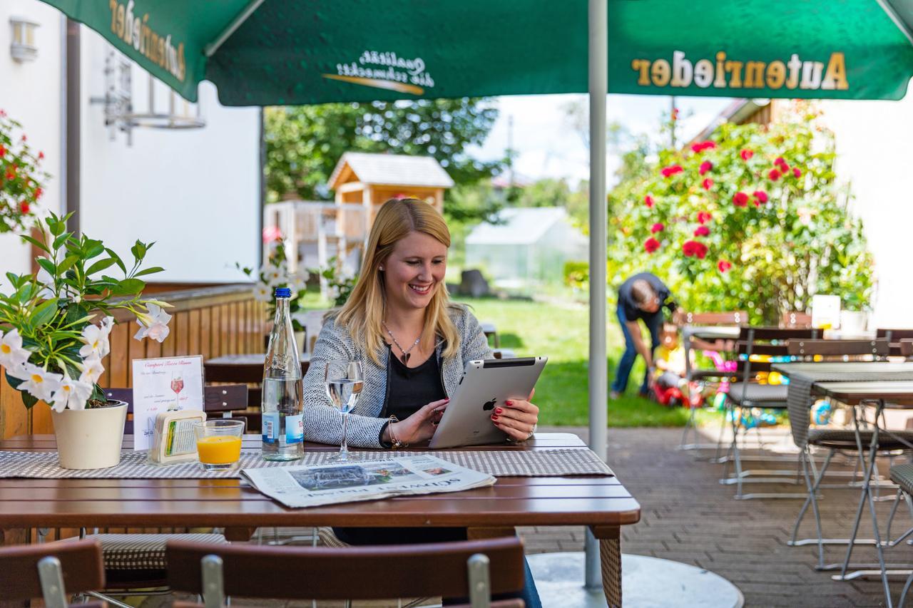 Gasthof - Hotel Zum Ochsen Gmbh Berghulen ภายนอก รูปภาพ