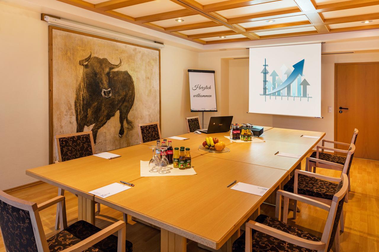 Gasthof - Hotel Zum Ochsen Gmbh Berghulen ภายนอก รูปภาพ