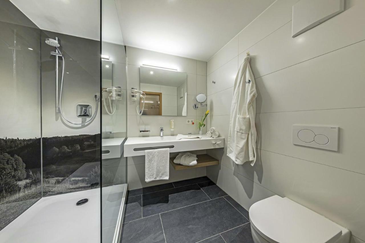 Gasthof - Hotel Zum Ochsen Gmbh Berghulen ภายนอก รูปภาพ